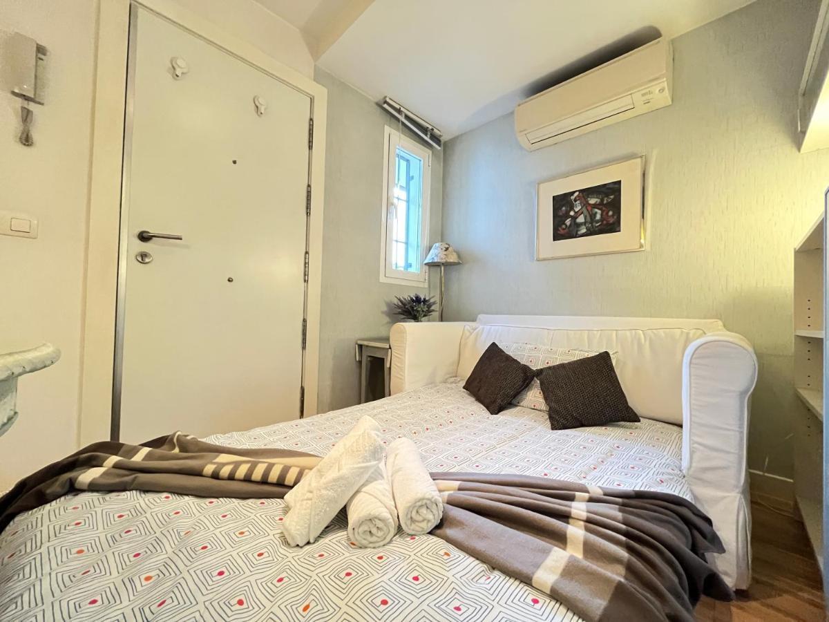 Terraza En Atocha Tarragona Apartman Madrid Kültér fotó